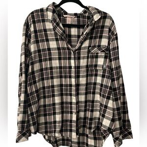 Victoria’s Secret night shirt plaid xlg